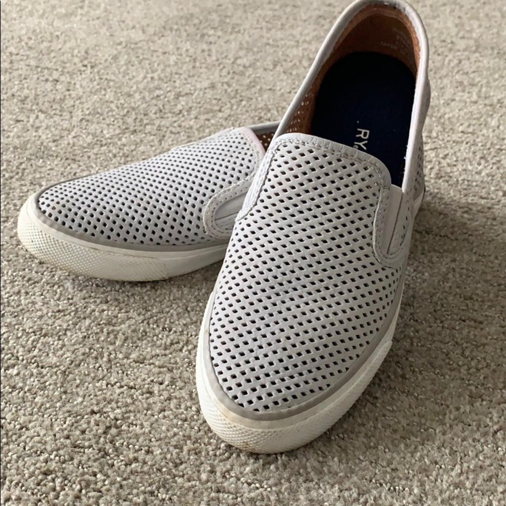 Women’s slip on shoes